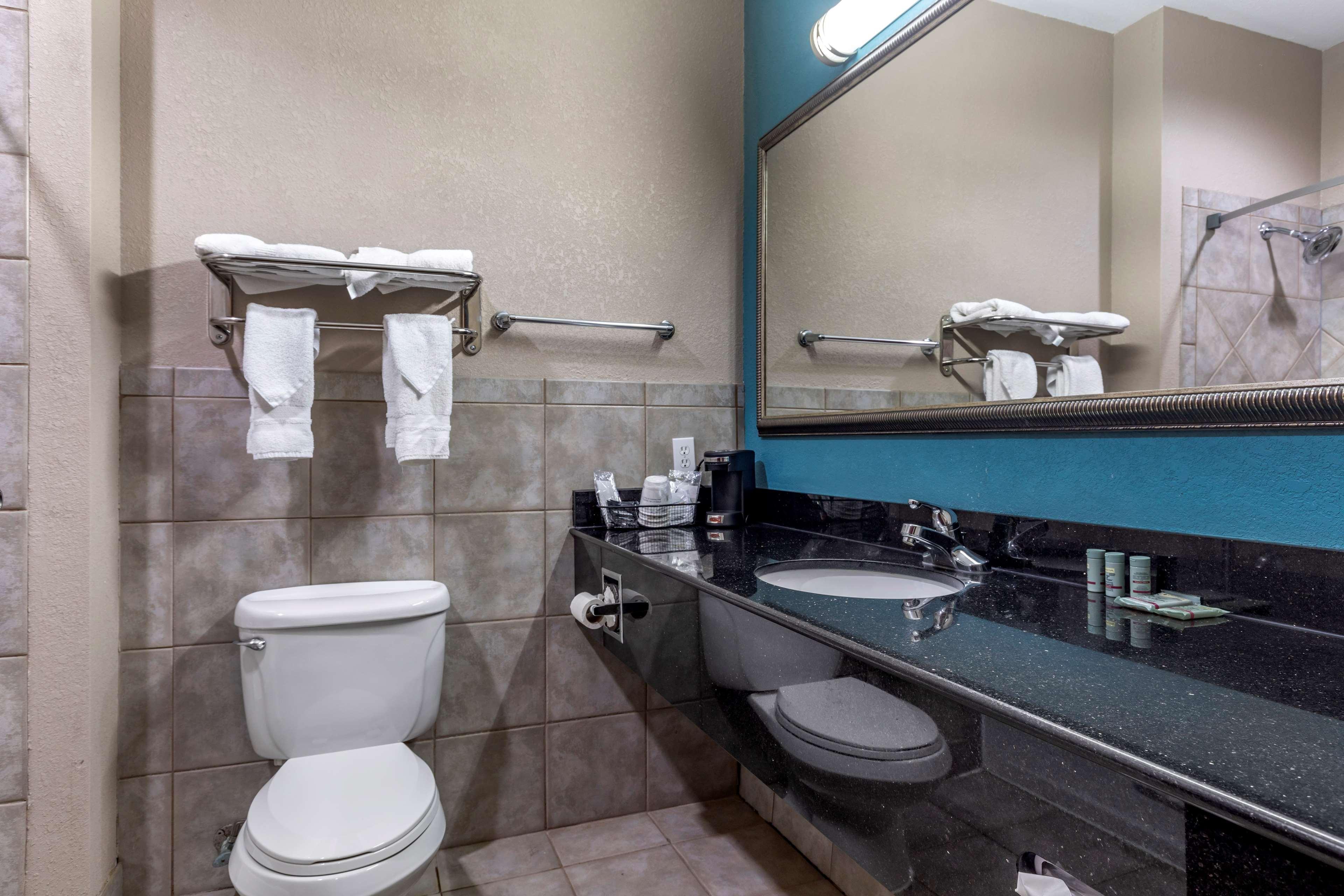 Best Western Mineola Inn Bagian luar foto