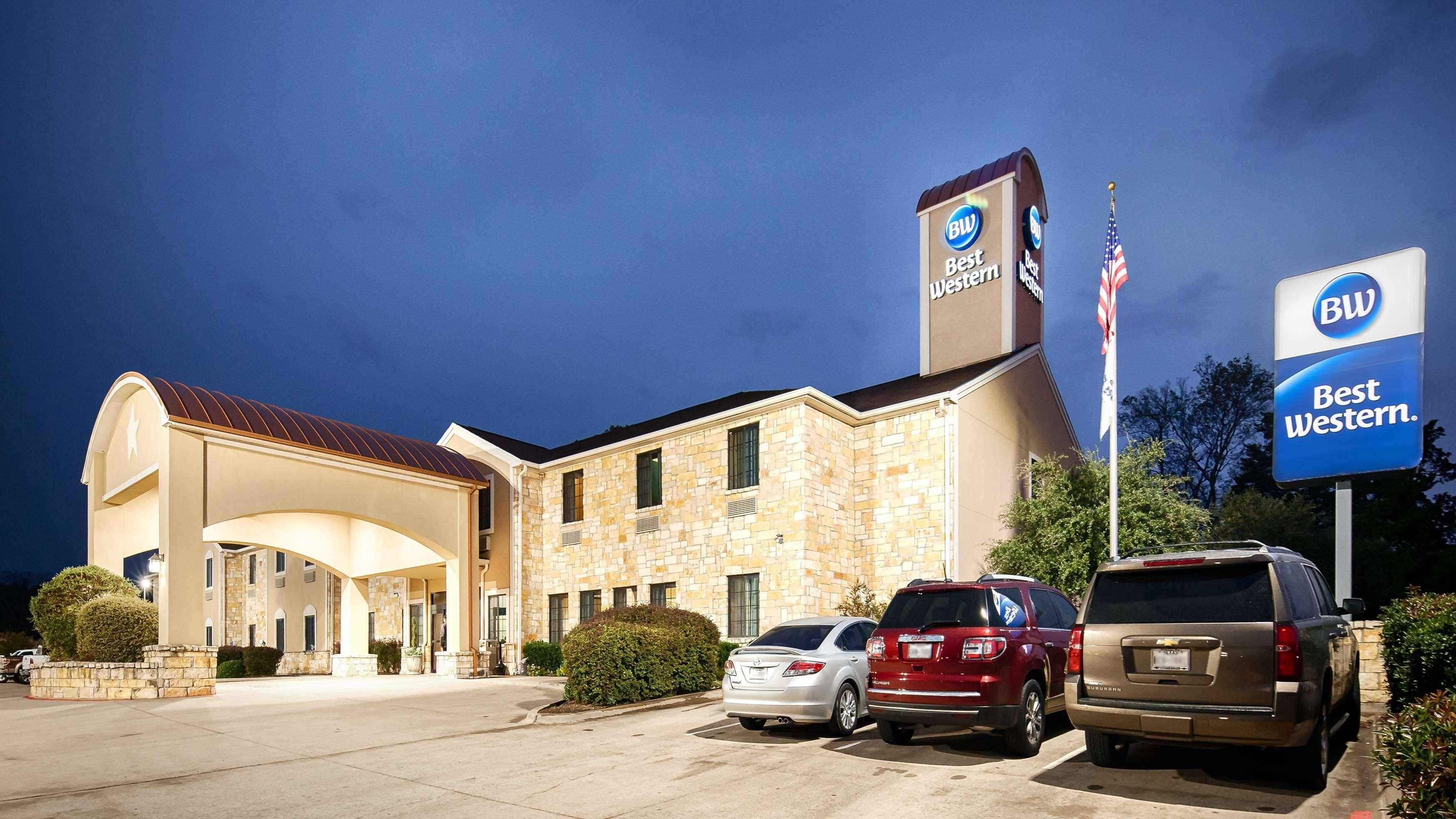 Best Western Mineola Inn Bagian luar foto