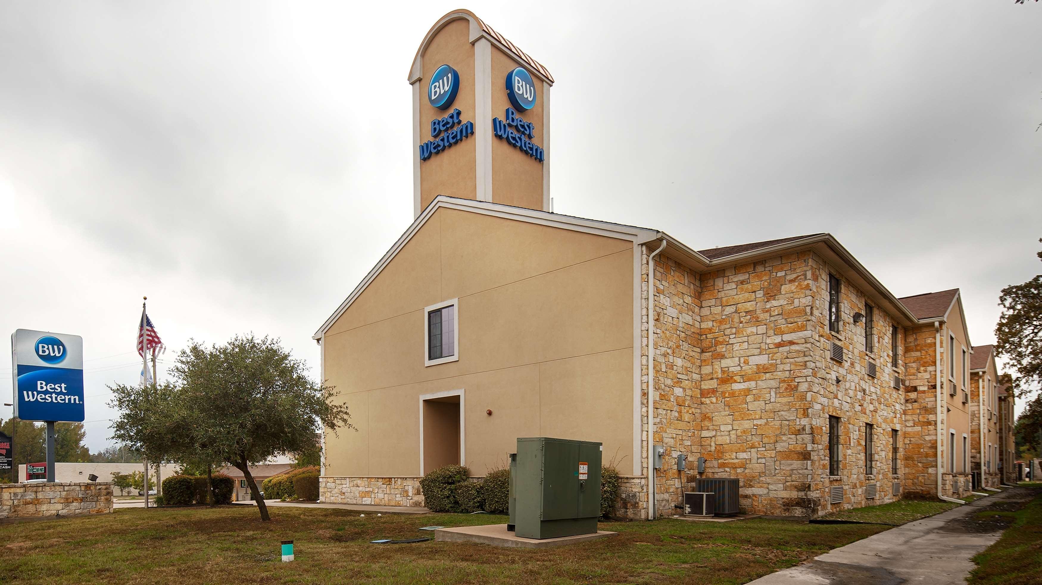 Best Western Mineola Inn Bagian luar foto