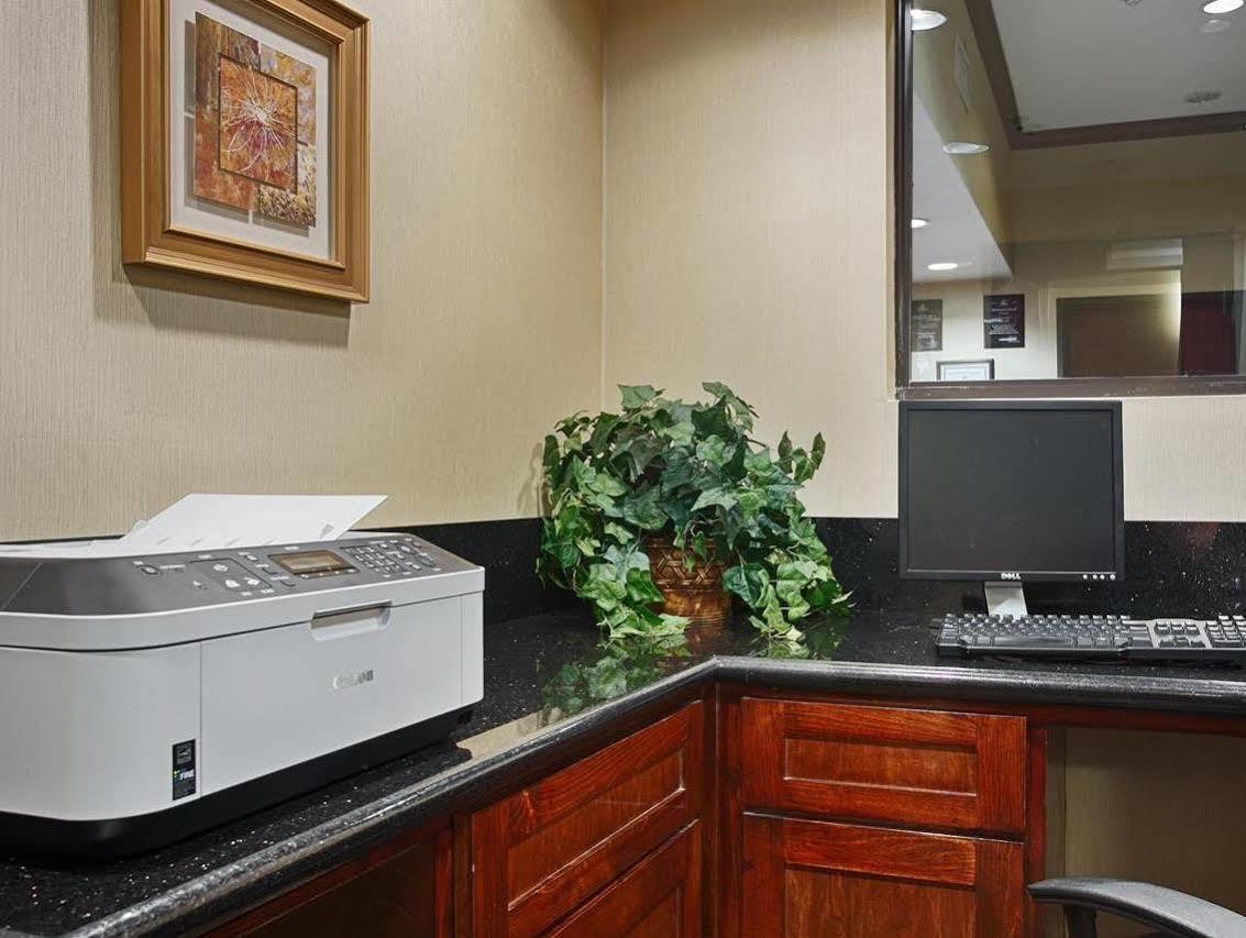 Best Western Mineola Inn Bagian luar foto