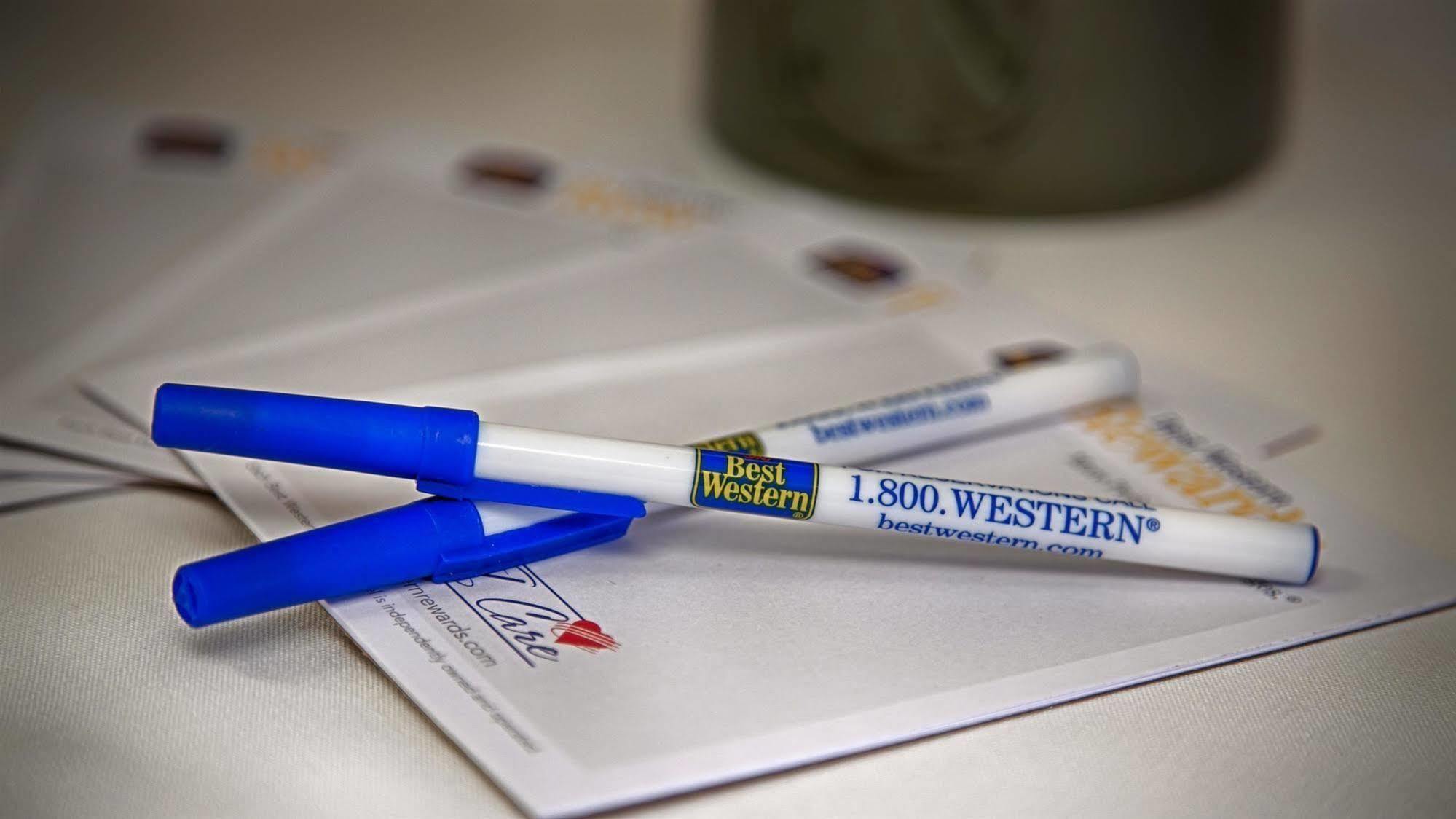 Best Western Mineola Inn Bagian luar foto